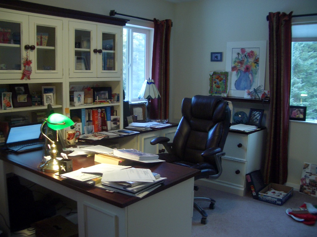Feng Shui for a Writer's Office | Leslie Budewitz